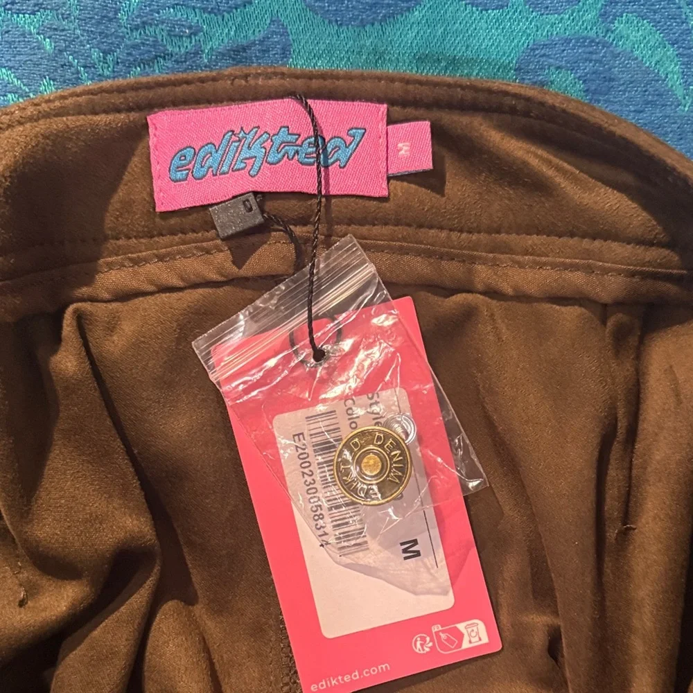 Edikted Brown Studded Faux-Suede Jean Shorts with Belt M NWT - Picture 3 of 5